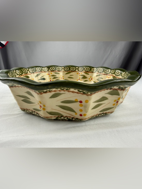 Temp-tations Old World Green 9” Pie Pan - Picture 3 of 3